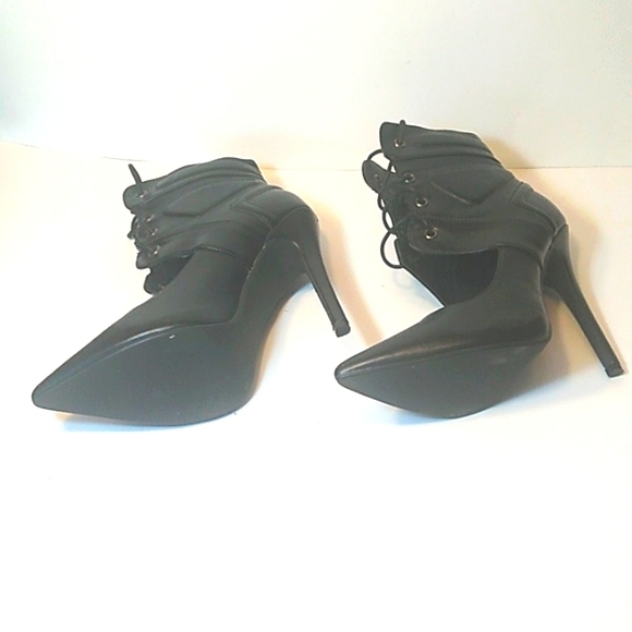 Isabella Rue Lace Up Heels Size 9 - Picture 4 of 10